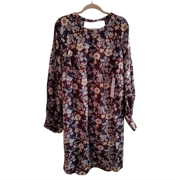 NWT Long Sleeve Satin Mini Dress by Future Collective with Reese Blutstein 4X ⭐ - Picture 6 of 12